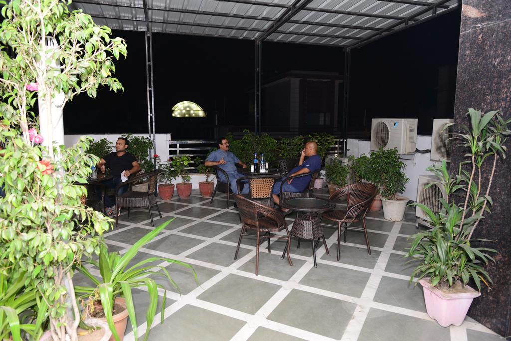 Hotel Cabana @ Pahar Ganj New Delhi Exterior foto